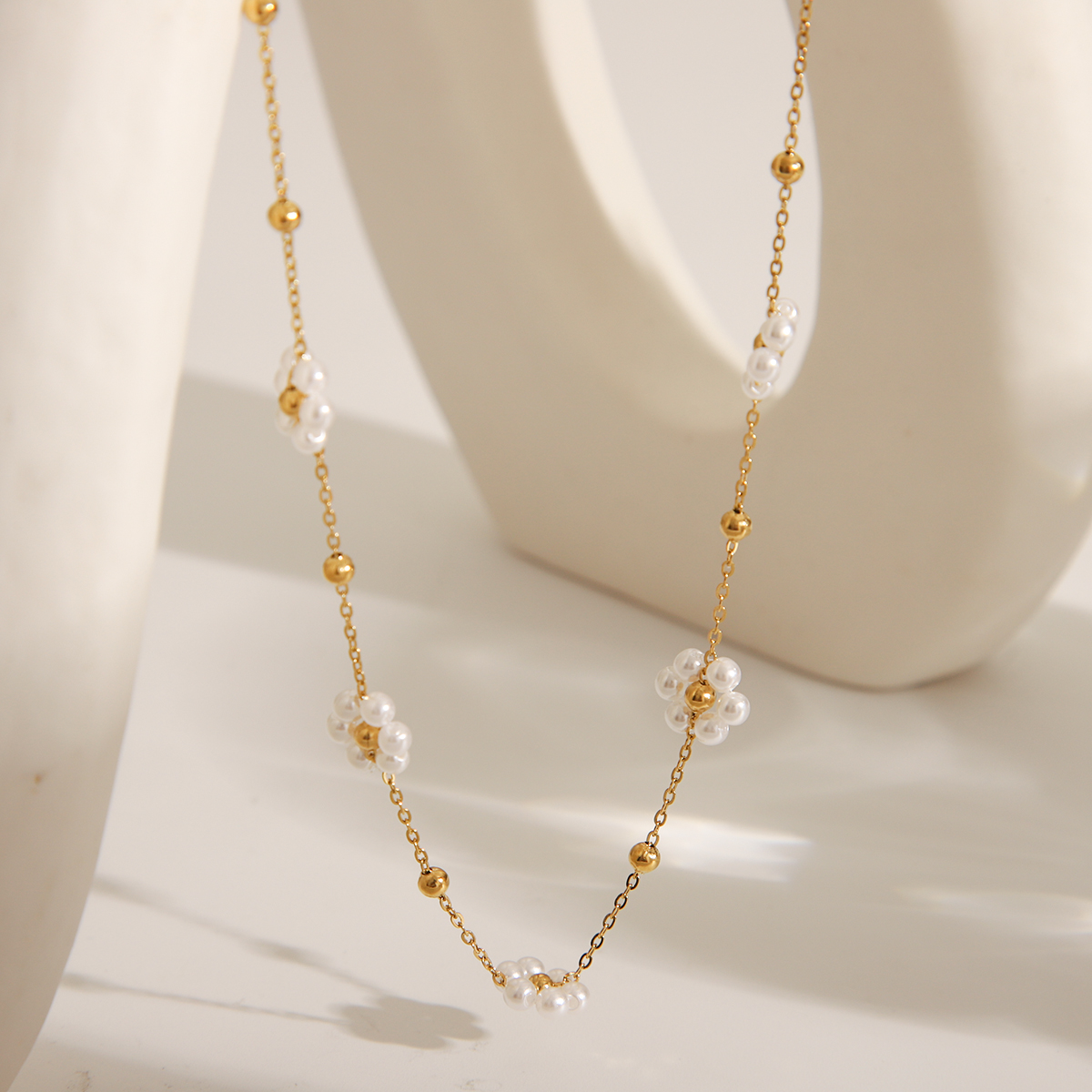 Daisy Pearl Chain