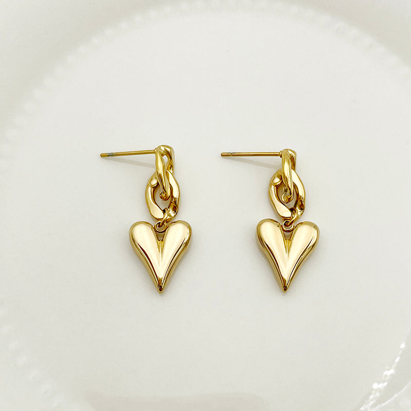Élan Heart Earrings