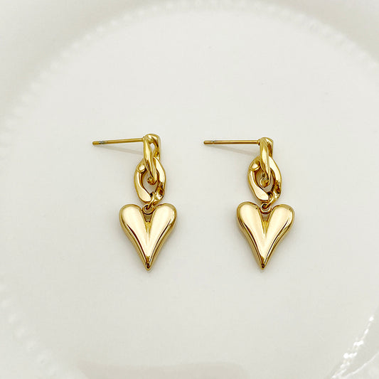 Élan Heart Earrings