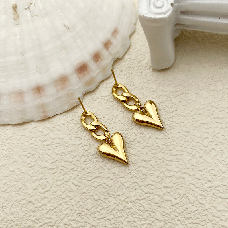 Élan Heart Earrings